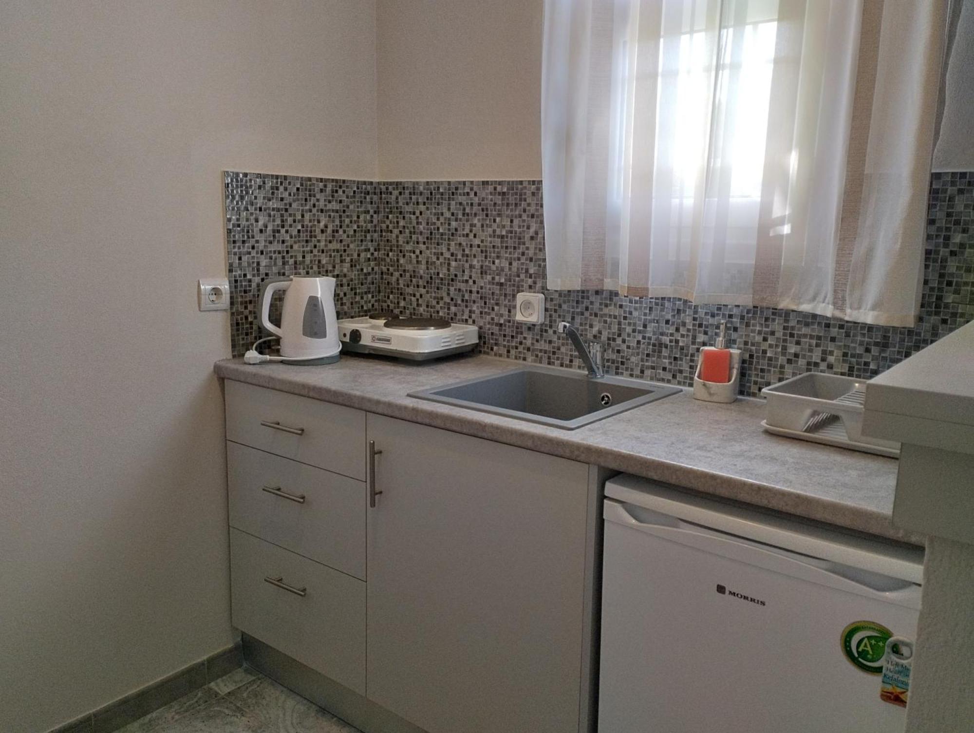 Lefki Studios Lakíthra Екстериор снимка
